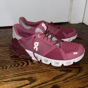 ON Running Cloudflyer - Magenta